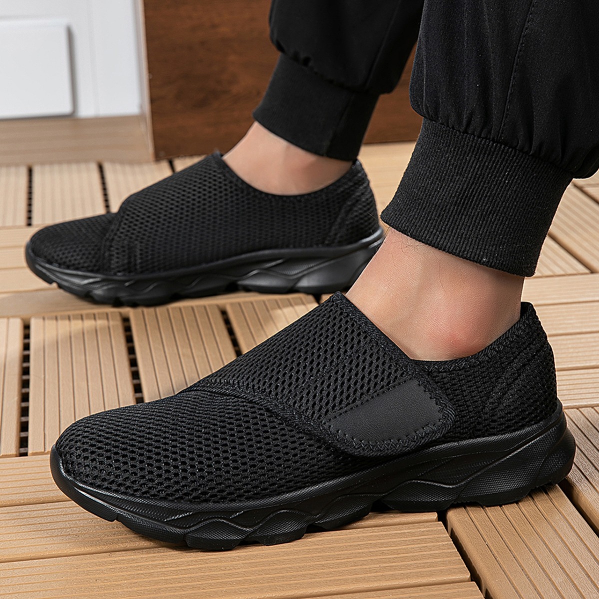 New Men Breathable Mesh Walkin - огляд і ціна Men Shoes Velcro